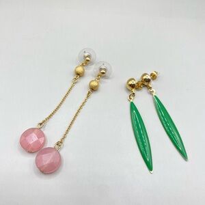 Set of 2 Gold Tone Rose Quartz and Green Enamel Fashion Earrings